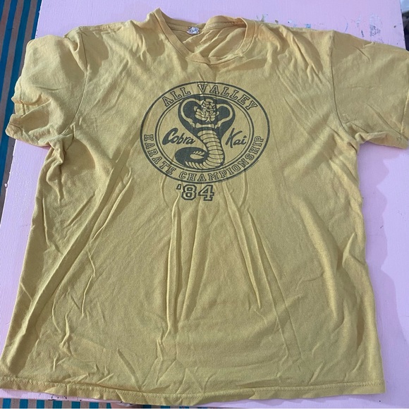 Vintage Style 1984 KARATE KID COBRA KAI KARATE T-Shirt All Valley Men’s Large - Picture 8 of 8
